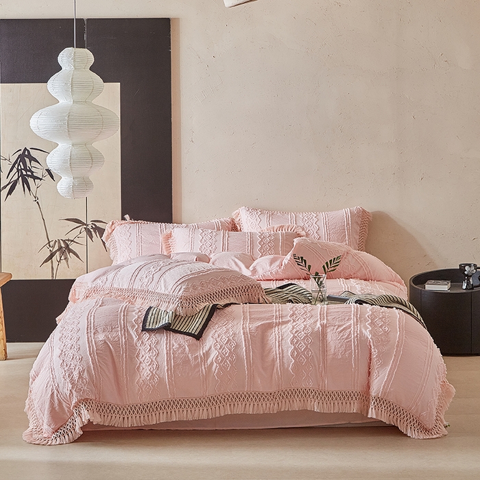 91家纺网 家纺一手货源 找家纺 缘生活 2025新款立体剪花流苏四件套 四季通用-新增花型 剪花巴洛克 流苏+粉色