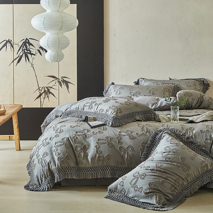 91家纺网 家纺一手货源 找家纺 缘生活 2025新款立体剪花流苏四件套 四季通用-新增花型 剪花蝴蝶结 流苏+烟灰