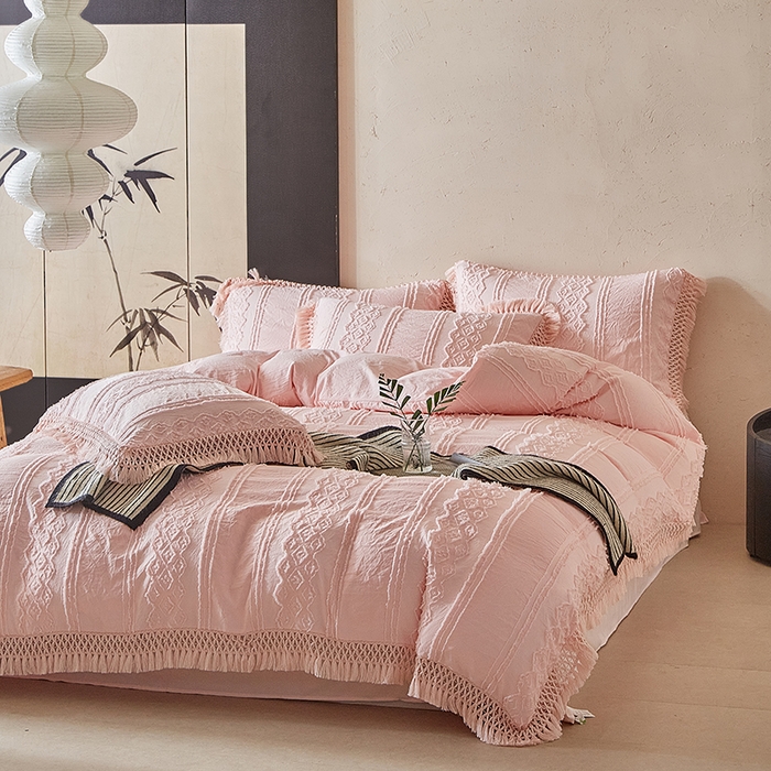 91家纺网 家纺一手货源 找家纺 缘生活 2025新款立体剪花流苏四件套 四季通用-新增花型 剪花巴洛克 流苏+粉色