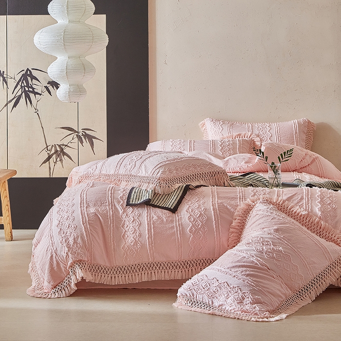 91家纺网 家纺一手货源 找家纺 缘生活 2025新款立体剪花流苏四件套 四季通用-新增花型 剪花巴洛克 流苏+粉色