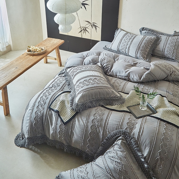 91家纺网 家纺一手货源 找家纺 缘生活 2025新款立体剪花流苏四件套 四季通用-新增花型 剪花巴洛克 流苏+烟灰