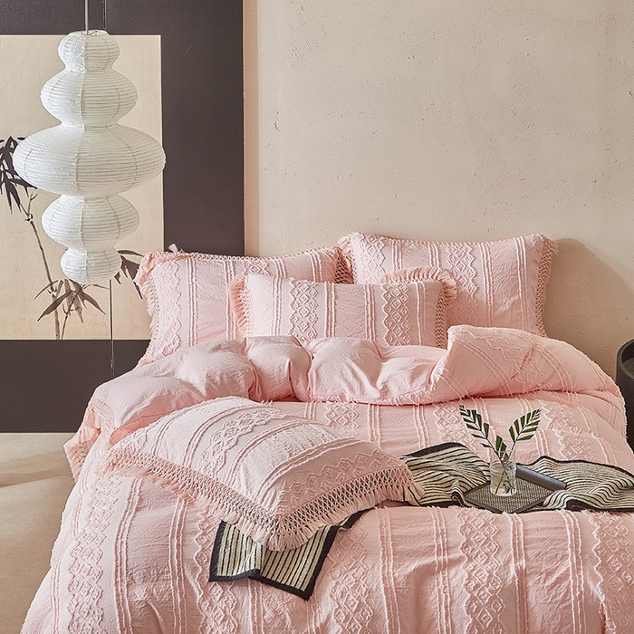 91家纺网 家纺一手货源 找家纺 缘生活 2025新款立体剪花流苏四件套 四季通用-新增花型 剪花巴洛克 流苏+粉色