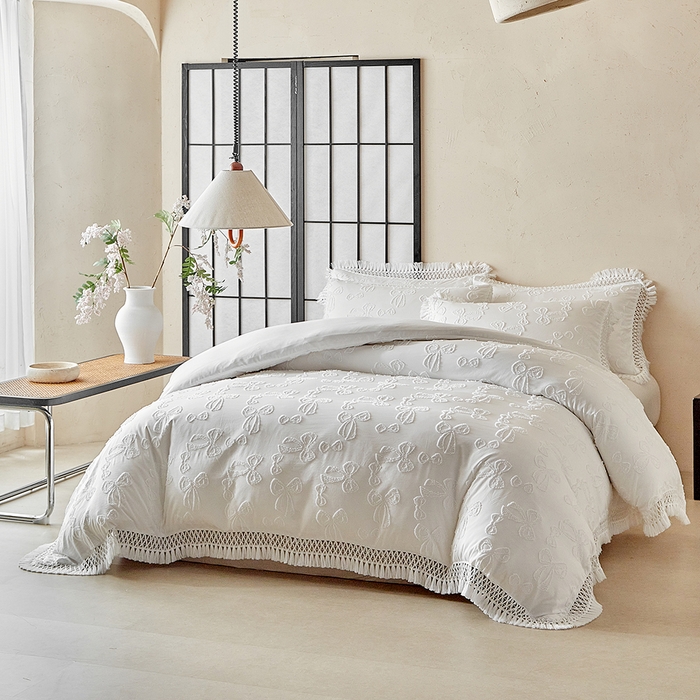 91家纺网 家纺一手货源 找家纺 缘生活 2025新款立体剪花流苏四件套 四季通用-新增花型 剪花蝴蝶结 流苏+白色