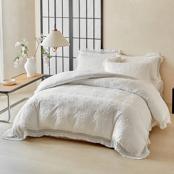 91家纺网 家纺一手货源 找家纺 缘生活 2025新款立体剪花流苏四件套 四季通用-新增花型 剪花蝴蝶结 流苏+白色