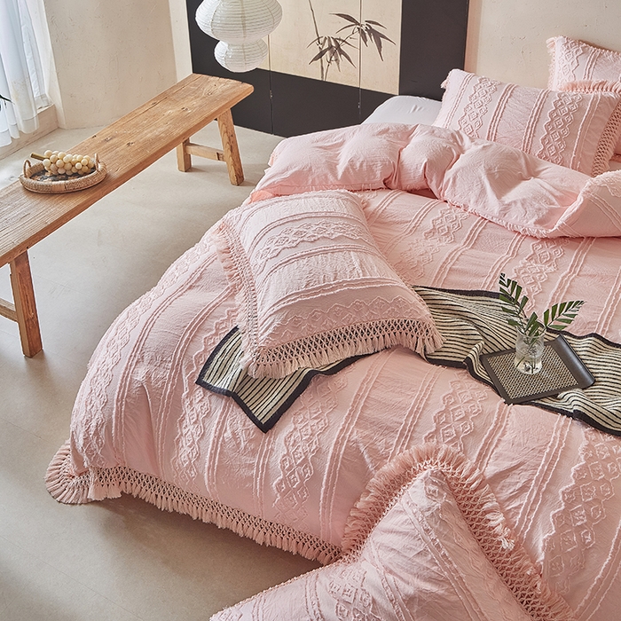 91家纺网 家纺一手货源 找家纺 缘生活 2025新款立体剪花流苏四件套 四季通用-新增花型 剪花巴洛克 流苏+粉色