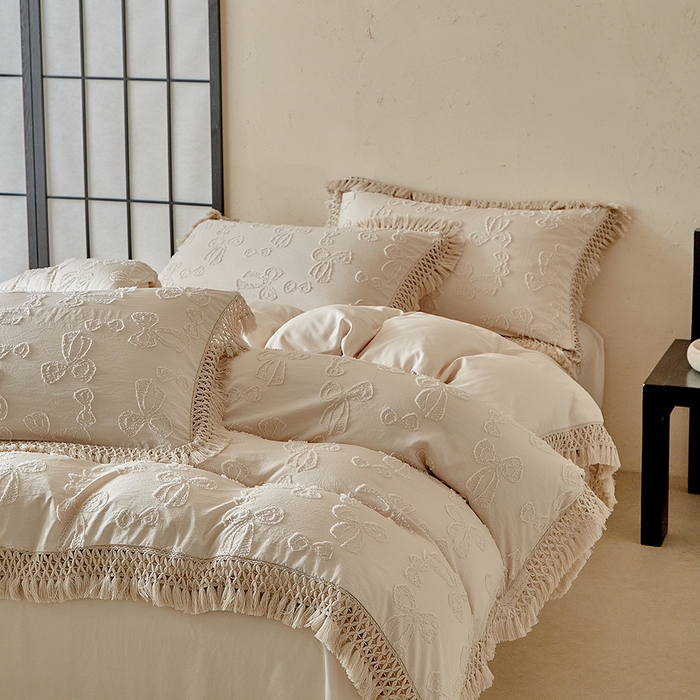 91家纺网 家纺一手货源 找家纺 缘生活 2025新款立体剪花流苏四件套 四季通用-新增花型 剪花蝴蝶结 流苏+卡其