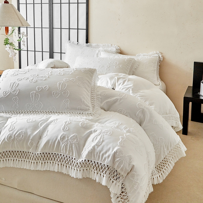 91家纺网 家纺一手货源 找家纺 缘生活 2025新款立体剪花流苏四件套 四季通用-新增花型 剪花蝴蝶结 流苏+白色