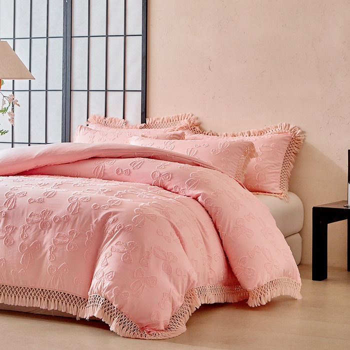 91家纺网 家纺一手货源 找家纺 缘生活 2025新款立体剪花流苏四件套 四季通用-新增花型 剪花蝴蝶结 流苏+粉色