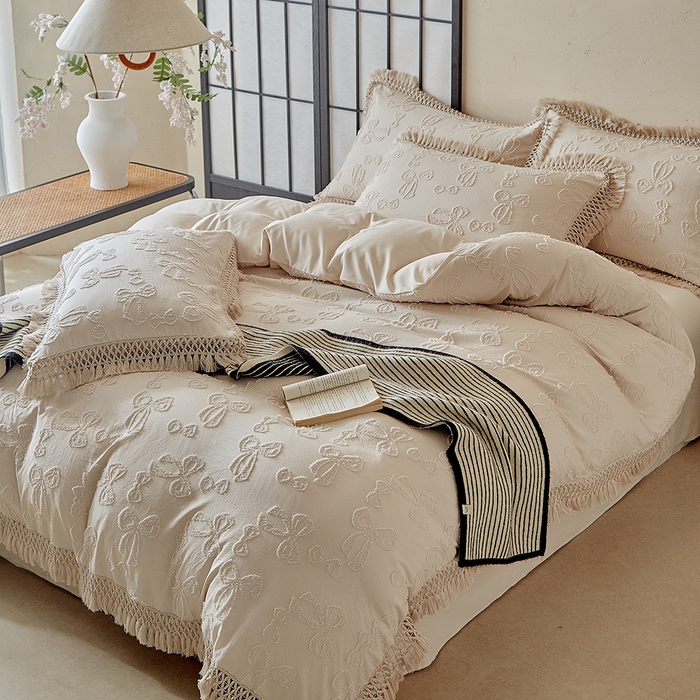 91家纺网 家纺一手货源 找家纺 缘生活 2025新款立体剪花流苏四件套 四季通用-新增花型 剪花蝴蝶结 流苏+卡其