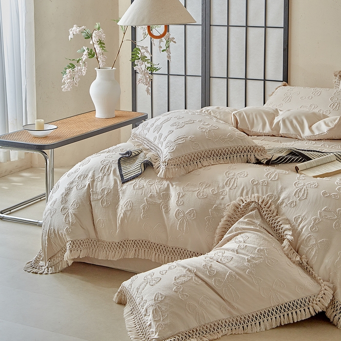 91家纺网 家纺一手货源 找家纺 缘生活 2025新款立体剪花流苏四件套 四季通用-新增花型 剪花蝴蝶结 流苏+卡其