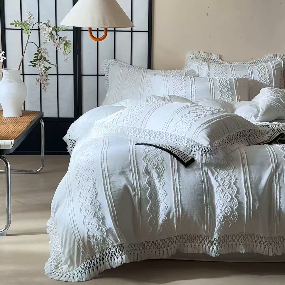 91家纺网 家纺一手货源 找家纺 缘生活 2025新款立体剪花流苏四件套 四季通用-新增花型 剪花巴洛克 流苏+白色