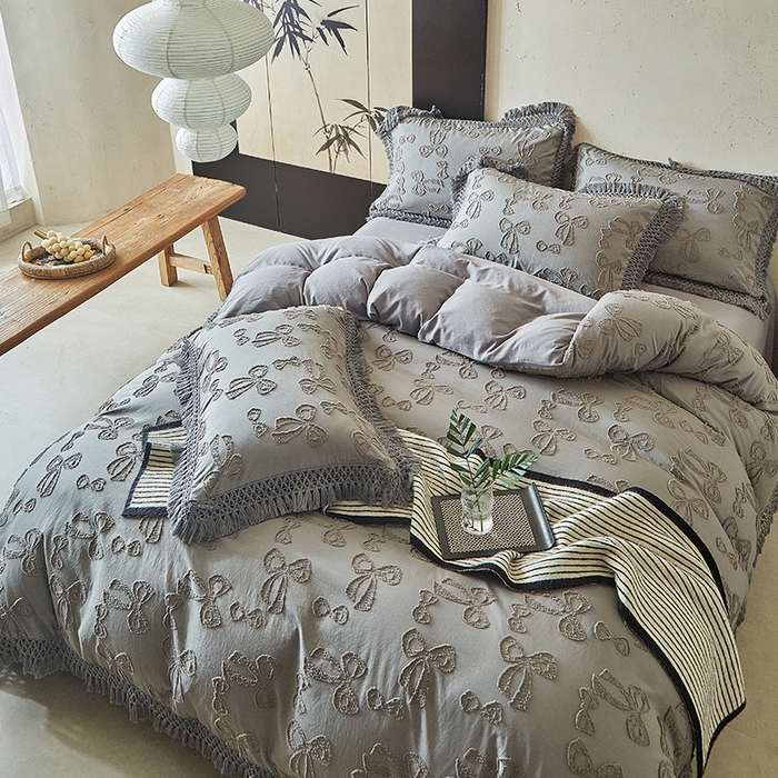 91家纺网 家纺一手货源 找家纺 缘生活 2025新款立体剪花流苏四件套 四季通用-新增花型 剪花蝴蝶结 流苏+烟灰