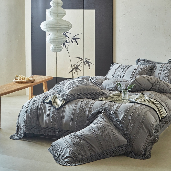 91家纺网 家纺一手货源 找家纺 缘生活 2025新款立体剪花流苏四件套 四季通用-新增花型 剪花巴洛克 流苏+烟灰