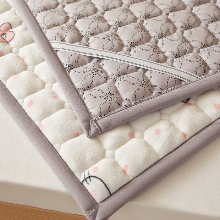 91家纺网 家纺一手货源 找家纺 （总）元昊床垫 2025新款牛奶绒学生宿舍夹棉床垫直角防滑床垫