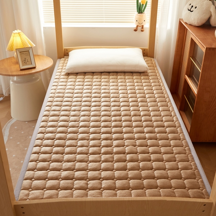 91家纺网 家纺一手货源 找家纺 元昊床垫 2025新款牛奶绒学生宿舍夹棉床垫直角防滑床垫 高端-卡其