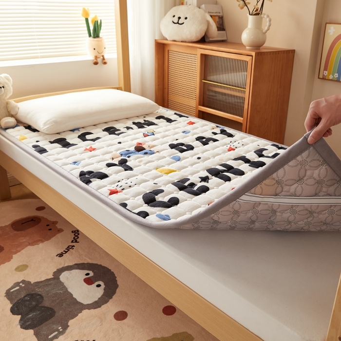 91家纺网 家纺一手货源 找家纺 元昊床垫 2025新款牛奶绒学生宿舍夹棉床垫直角防滑床垫 腊肠狗