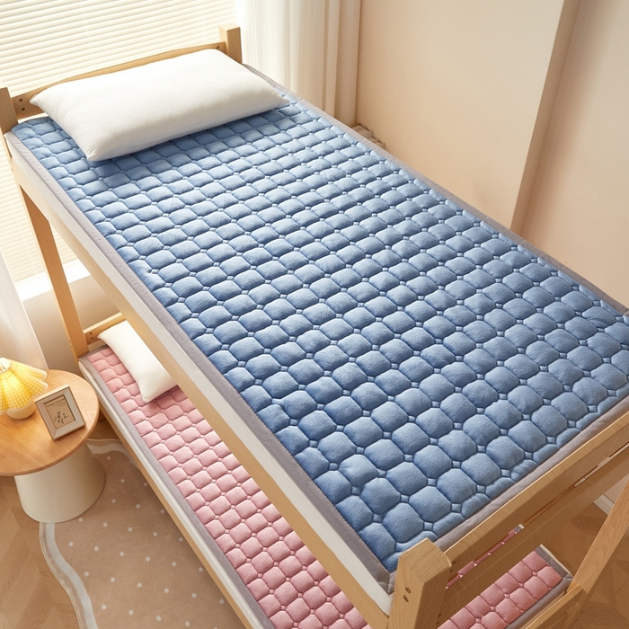 91家纺网 家纺一手货源 找家纺 元昊床垫 2025新款牛奶绒学生宿舍夹棉床垫直角防滑床垫 大自然-粉