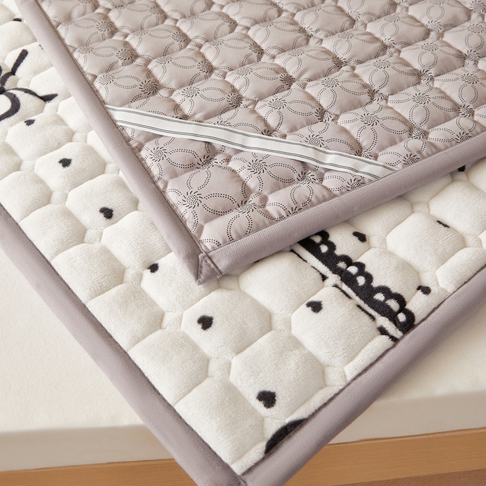 91家纺网 家纺一手货源 找家纺 元昊床垫 2025新款牛奶绒学生宿舍夹棉床垫直角防滑床垫 蝴蝶结