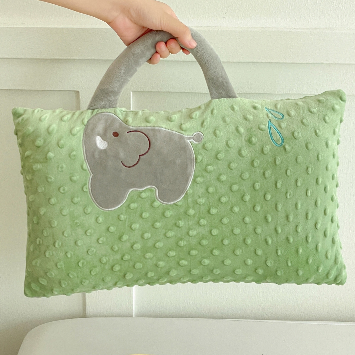 91家纺网 家纺一手货源 找家纺 （总）亦帆枕芯 2025新款豆豆绒儿童卡童手提枕头枕芯枕芯加枕套可拆洗