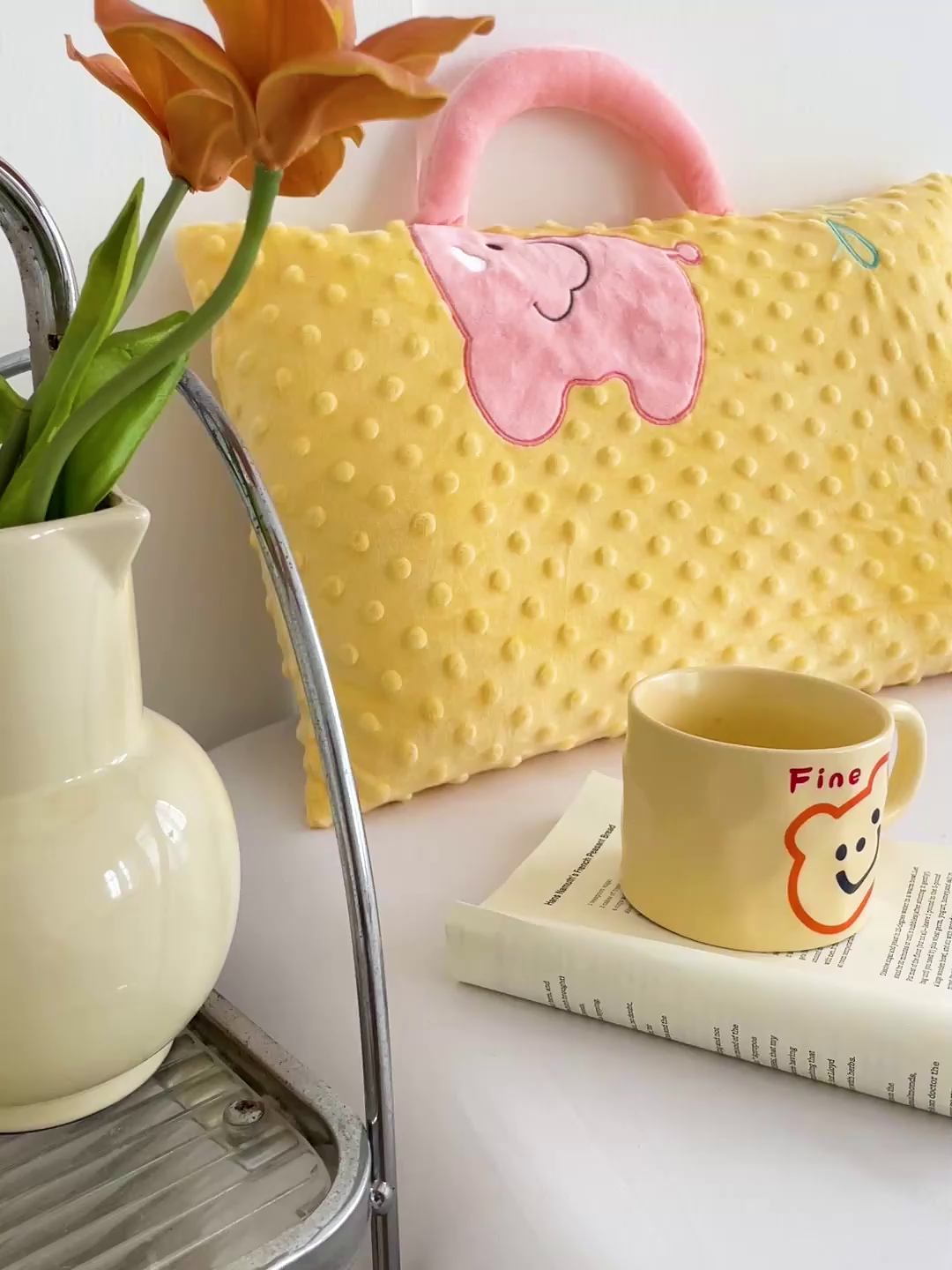 91家纺网 家纺一手货源 找家纺 亦帆枕芯 2025新款豆豆绒儿童卡童手提枕头枕芯枕芯加枕套可拆洗 黄色大象-手提卡通枕头