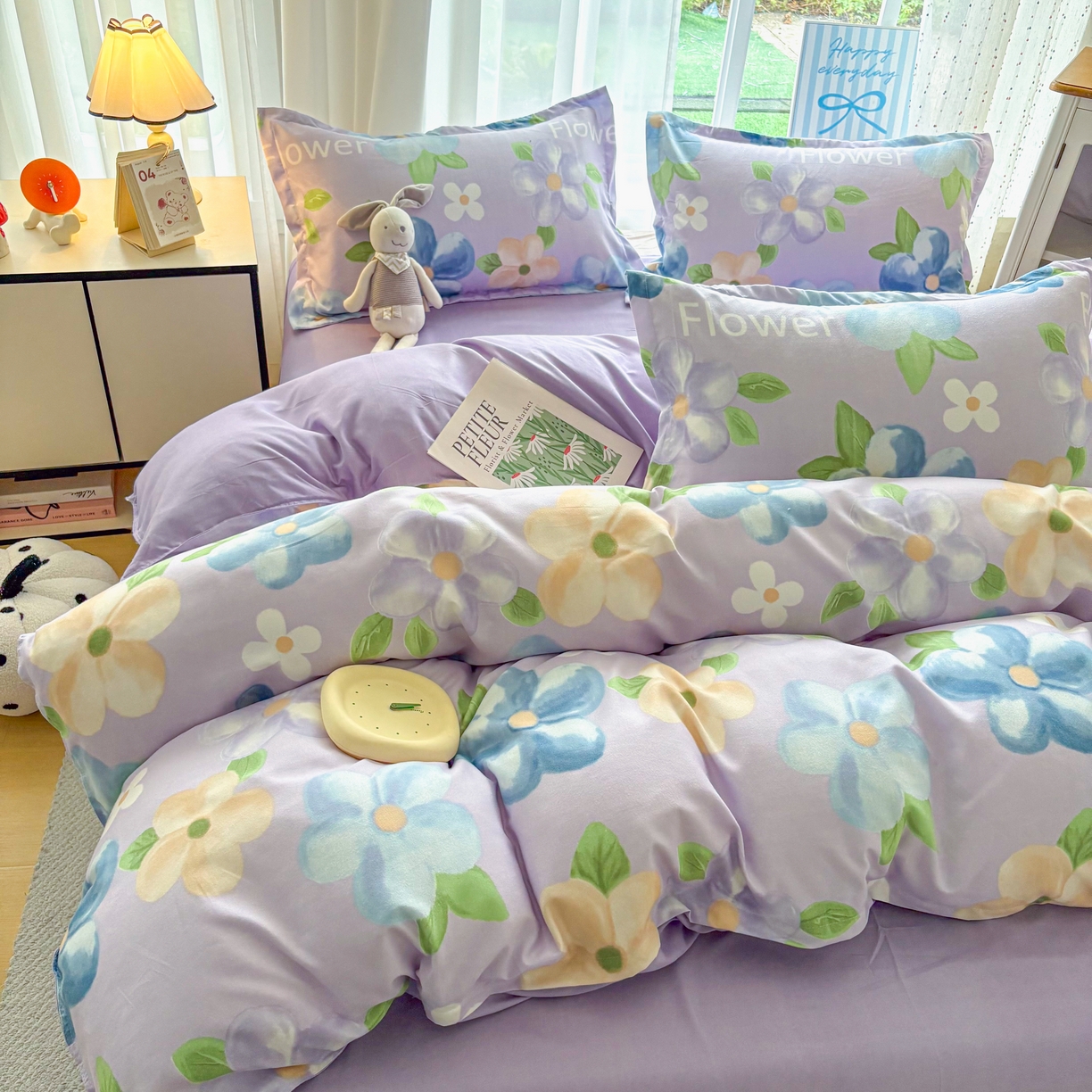 91家纺网 家纺一手货源 找家纺 正莱欣 2025新品加厚生态棉磨毛四件套高克重植物羊绒床单款床笠款四件套大量现货（学生三件套）巴黎花染