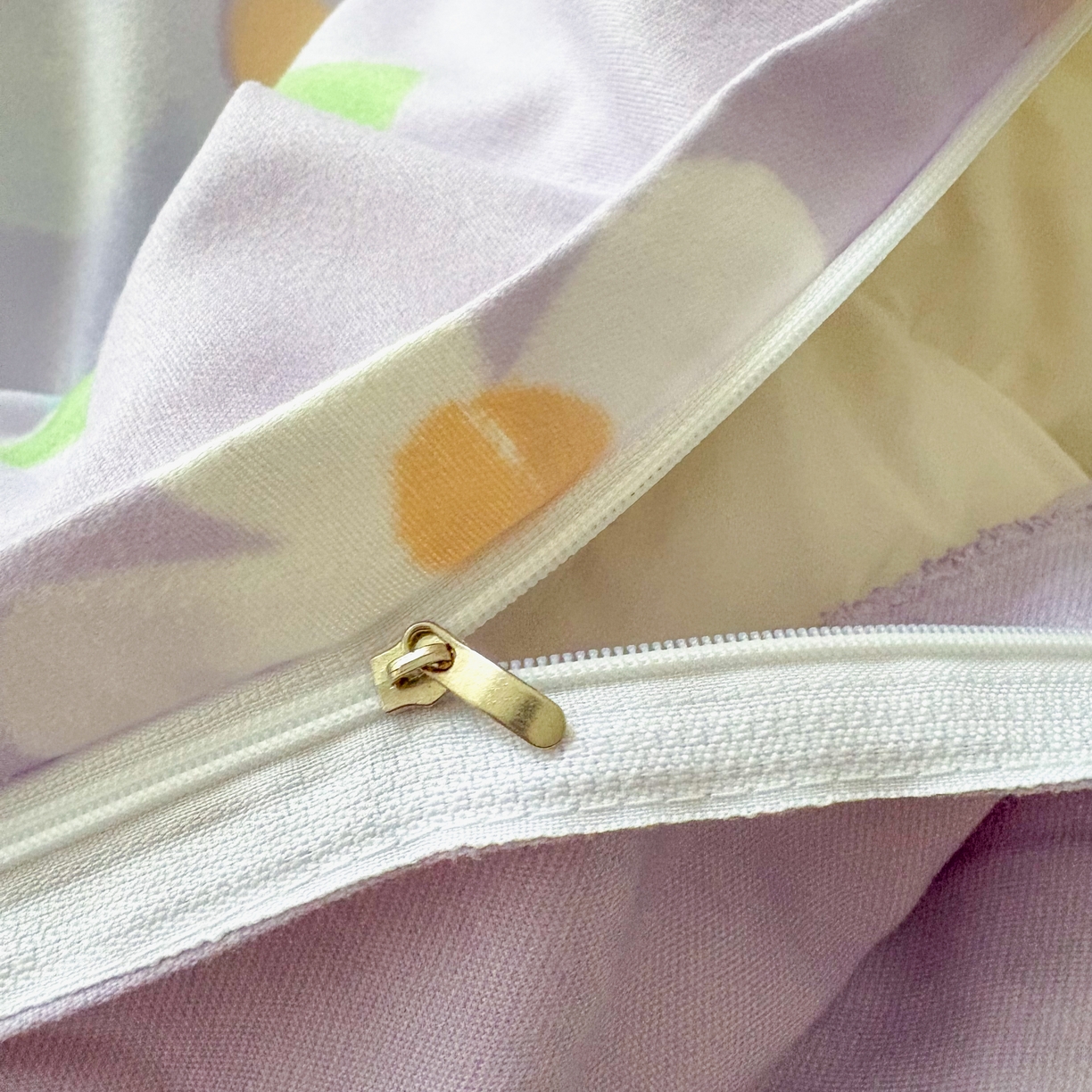 91家纺网 家纺一手货源 找家纺 正莱欣 2025新品加厚生态棉磨毛四件套高克重植物羊绒床单款床笠款四件套大量现货（学生三件套）巴黎花染