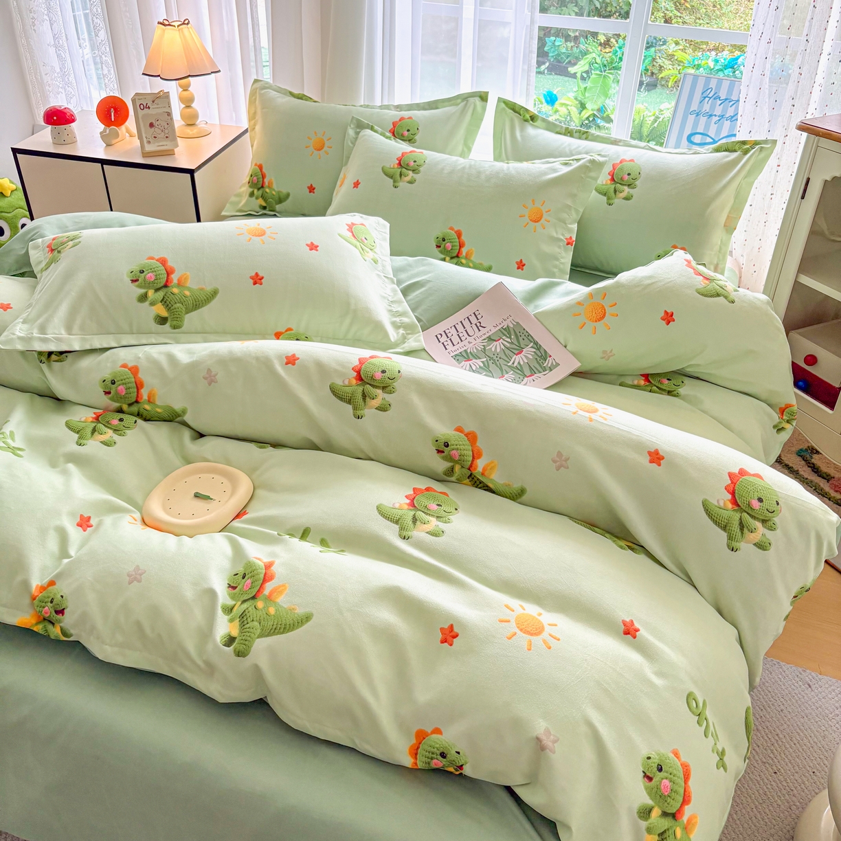 91家纺网 家纺一手货源 找家纺 正莱欣 2025新品加厚生态棉磨毛四件套高克重植物羊绒床单款床笠款四件套大量现货（学生三件套）小萌龙