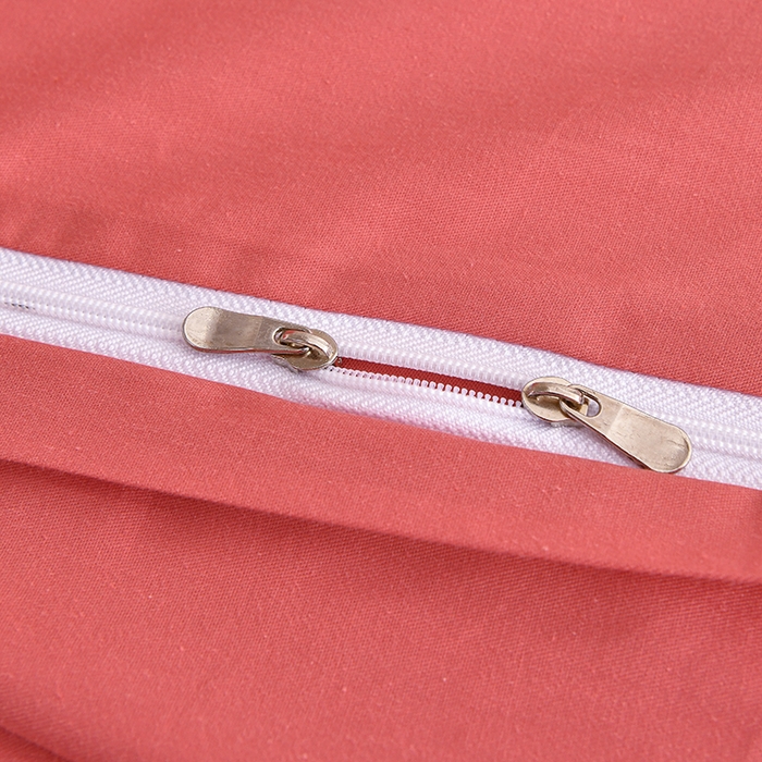 91家纺网 家纺一手货源 找家纺 宇彬家纺 2026新款A类13374全棉纯棉母婴级纯色四件套贡缎新疆长绒轻奢缩水足可定做 一字绣-宝石红