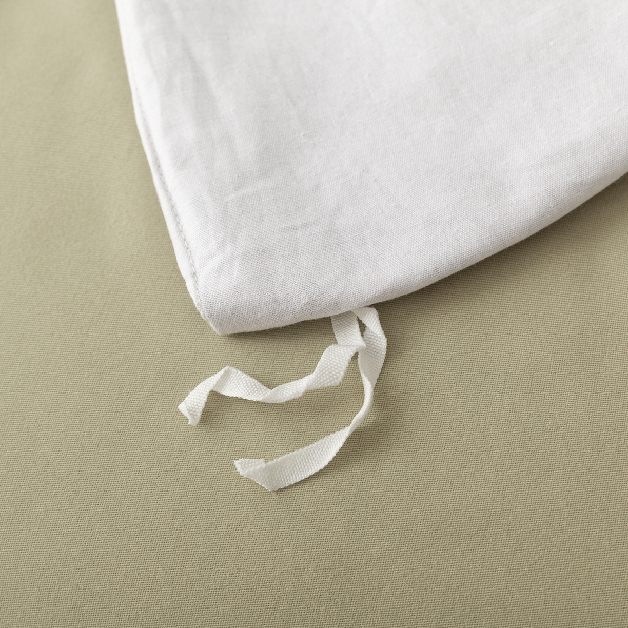 91家纺网 家纺一手货源 找家纺 晶缦家纺 2025新款加厚纯棉全棉磨毛四件套 恋影春天绿