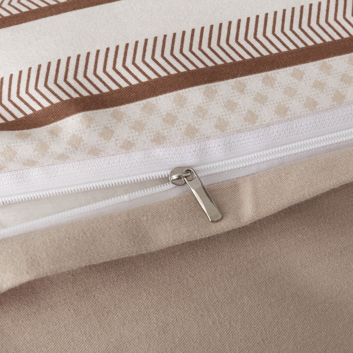 91家纺网 家纺一手货源 找家纺 晶缦家纺 2025新款加厚纯棉全棉磨毛四件套 熊可爱咖