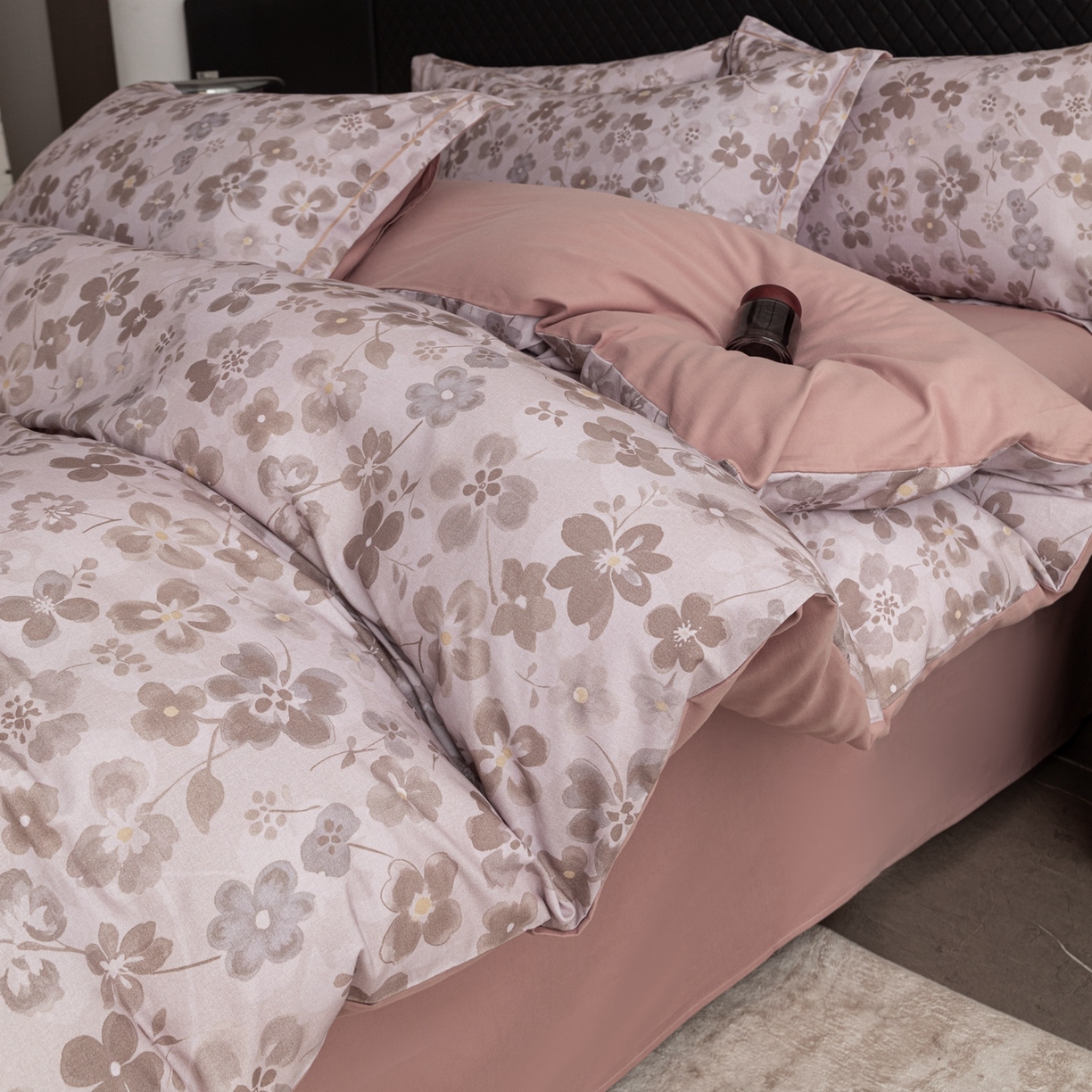 91家纺网 家纺一手货源 找家纺 晶缦家纺 2025新款加厚纯棉全棉磨毛四件套 春风恋影棕