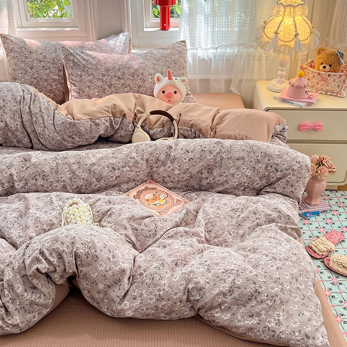 91家纺网 家纺一手货源 找家纺 优佳优品 2025新款高克重云感双层纱印花四件套 素织枝影