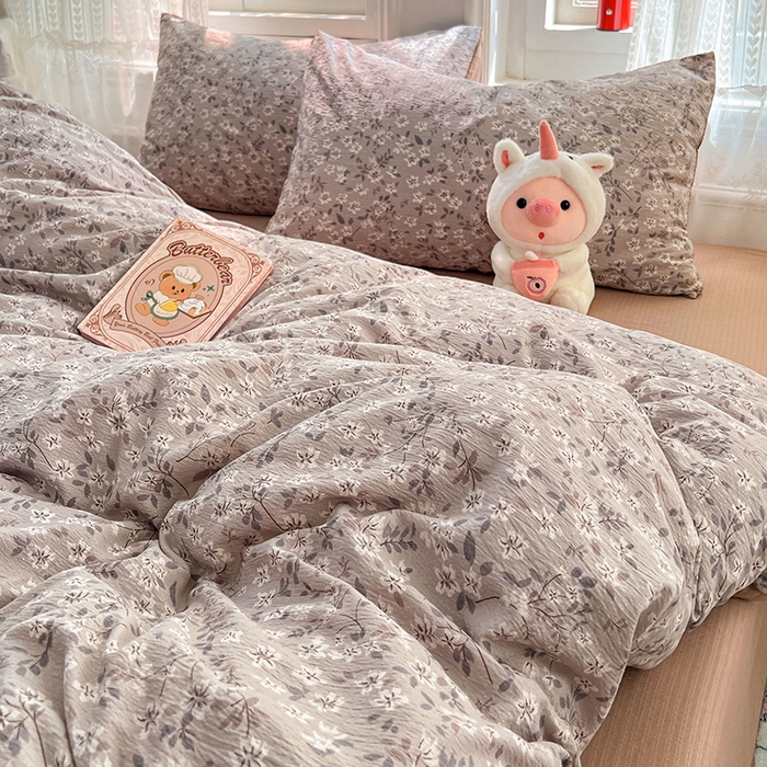 91家纺网 家纺一手货源 找家纺 优佳优品 2025新款高克重云感双层纱印花四件套 素织枝影