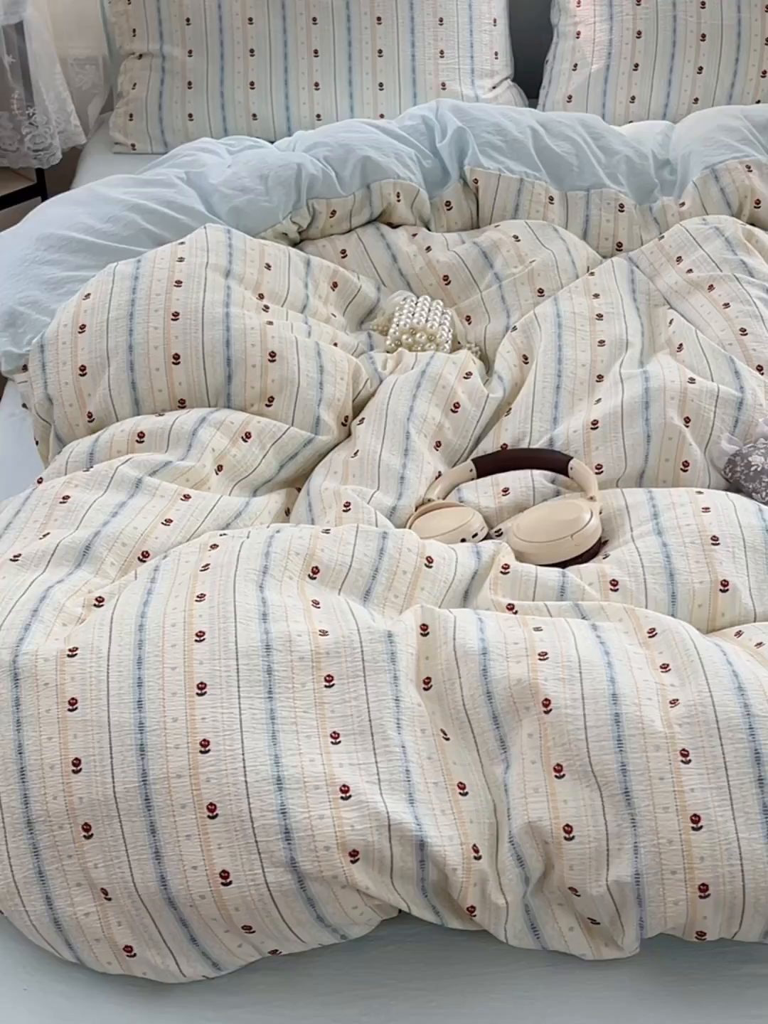 91家纺网 家纺一手货源 找家纺 优佳优品 2025新款高克重云感双层纱印花四件套 条语梦栖