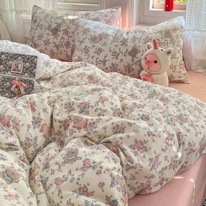 91家纺网 家纺一手货源 找家纺 优佳优品 2025新款高克重云感双层纱印花四件套 熊花私语