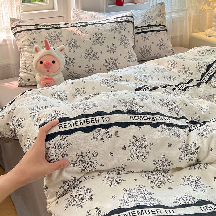 91家纺网 家纺一手货源 找家纺 优佳优品 2025新款高克重云感双层纱印花四件套 雅纹枝语