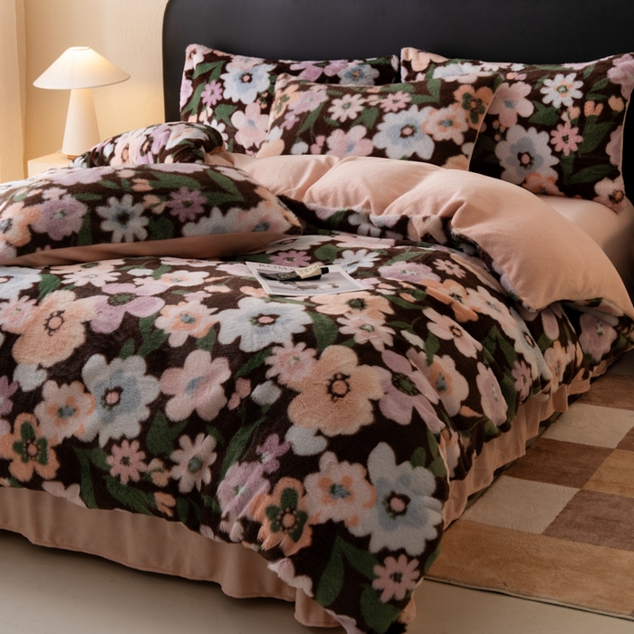 91家纺网 家纺一手货源 找家纺 梦纤绒 2025新款兔毛绒四件套 幸福花园