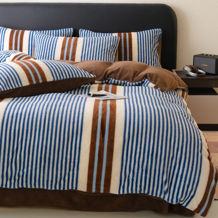 91家纺网 家纺一手货源 找家纺 梦纤绒 2025新款兔毛绒四件套 浅调爱纹