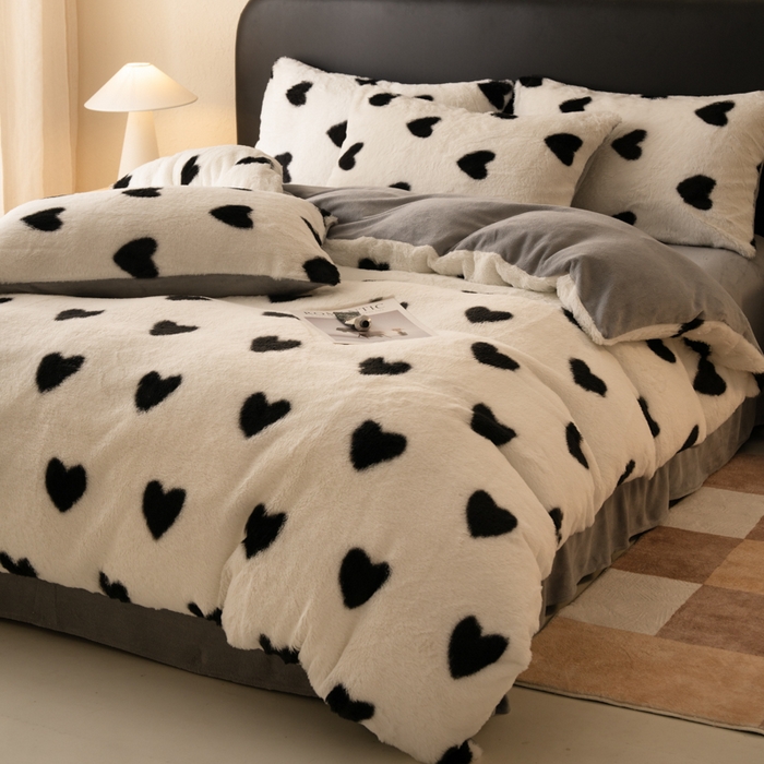 91家纺网 家纺一手货源 找家纺 梦纤绒 2025新款兔毛绒四件套 桃心