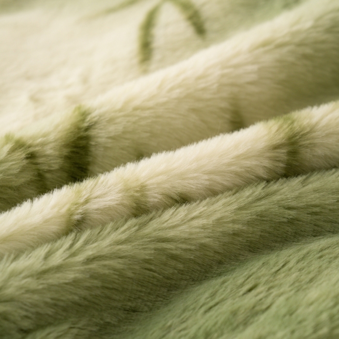 91家纺网 家纺一手货源 找家纺 梦纤绒 2025新款兔毛绒四件套 熊猫啃竹叶