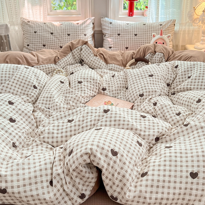 91家纺网 家纺一手货源 找家纺 优佳优品 2025新款高克重云感双层纱印花四件套 棕心棋语