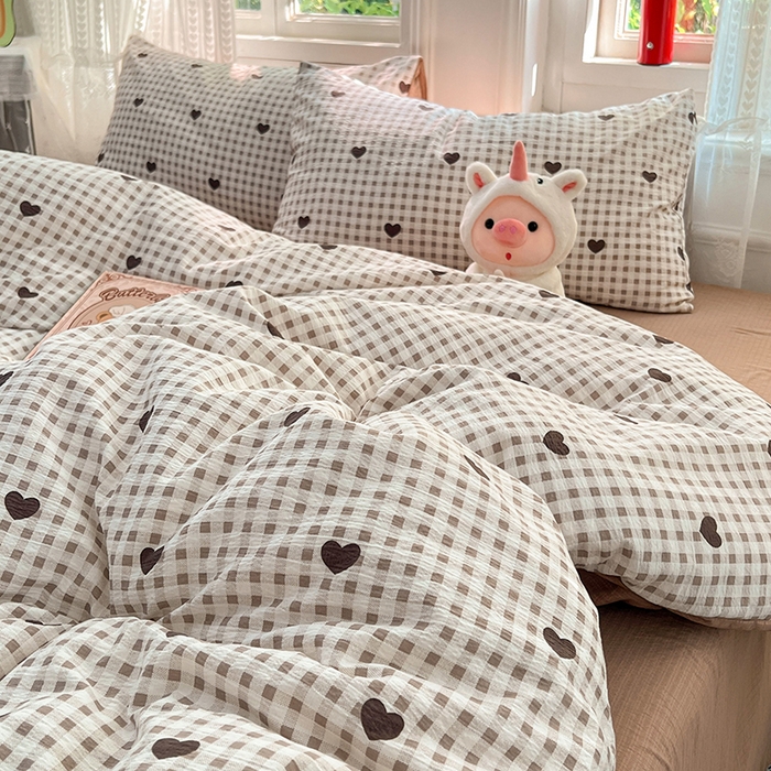 91家纺网 家纺一手货源 找家纺 优佳优品 2025新款高克重云感双层纱印花四件套 棕心棋语