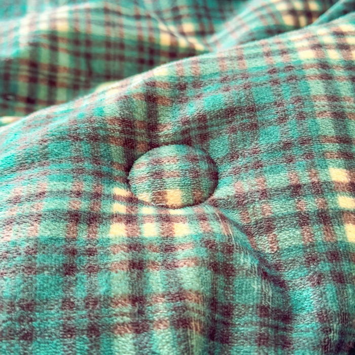 91家纺网 家纺一手货源 找家纺 爱彼家纺 2025新款奶油风羊羔绒+牛奶绒可爱卡通被子被芯秋被冬被被子被芯-直播热门款 绅士绿kt