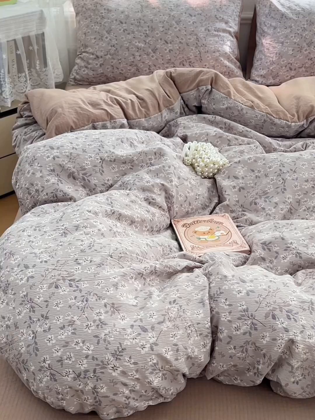 91家纺网 家纺一手货源 找家纺 优尚佳生活馆 2025新款高克重云感双层纱印花四件套 素织枝影