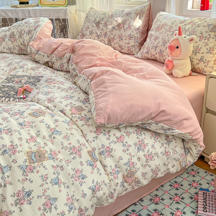 91家纺网 家纺一手货源 找家纺 优尚佳生活馆 2025新款高克重云感双层纱印花四件套 熊花私语