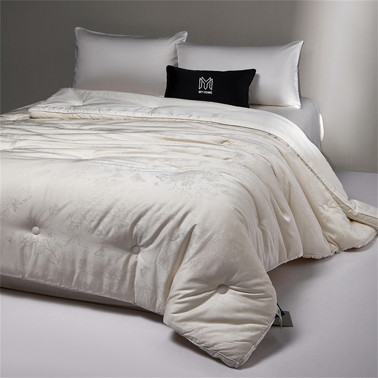91家纺网 家纺一手货源 找家纺 麦肯锡 2025新款寐颜冬季高端新品60s天丝棉提花春秋被子母被冬被-寐影 本白