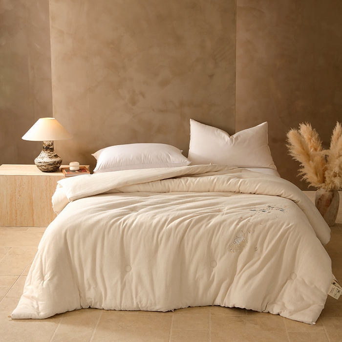 麦肯锡 2025新款绣花棉麻新疆棉花四季被-花好月圆 本色