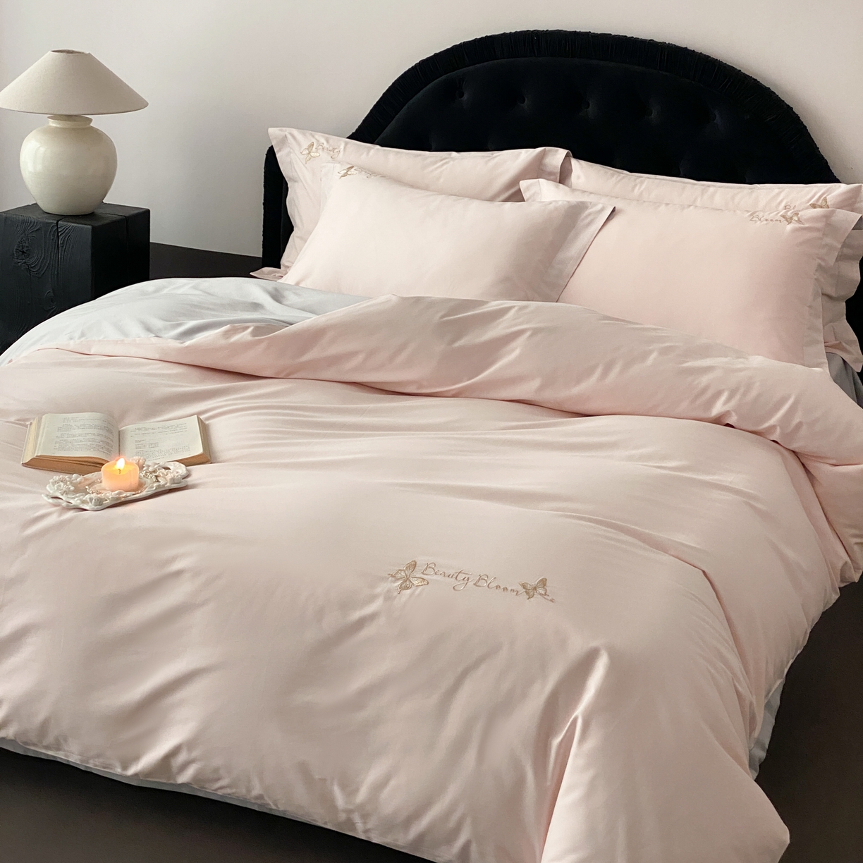 91家纺网 家纺一手货源 找家纺 （总）云栖家居 2025秋冬新款50支纯色双拼加厚全棉磨毛被套刺绣100S纯棉四件套-小蝴蝶系列