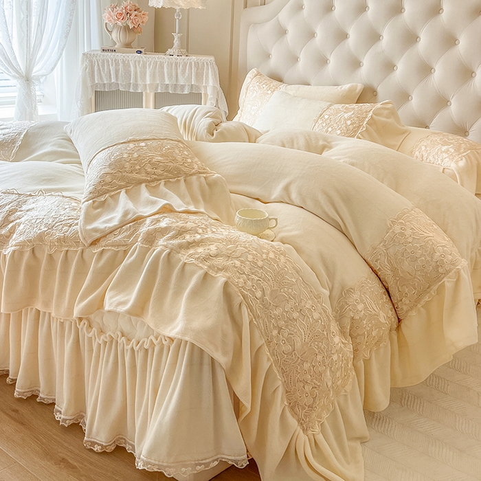 网红馆（ck家纺） 2025新款牛奶绒蕾丝花边倾城系列四件套 倾城-米