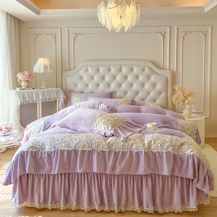 91家纺网 家纺一手货源 找家纺 网红馆（ck家纺） 2025新款牛奶绒蕾丝花边倾城系列四件套 倾城-紫